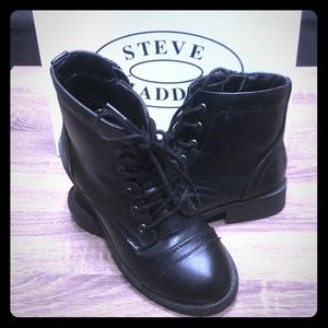 Steve Madden Boots